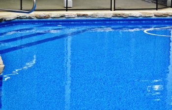 swimming pool with vinyl liners