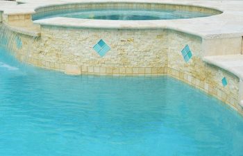 swimming pool with Travertine finishing